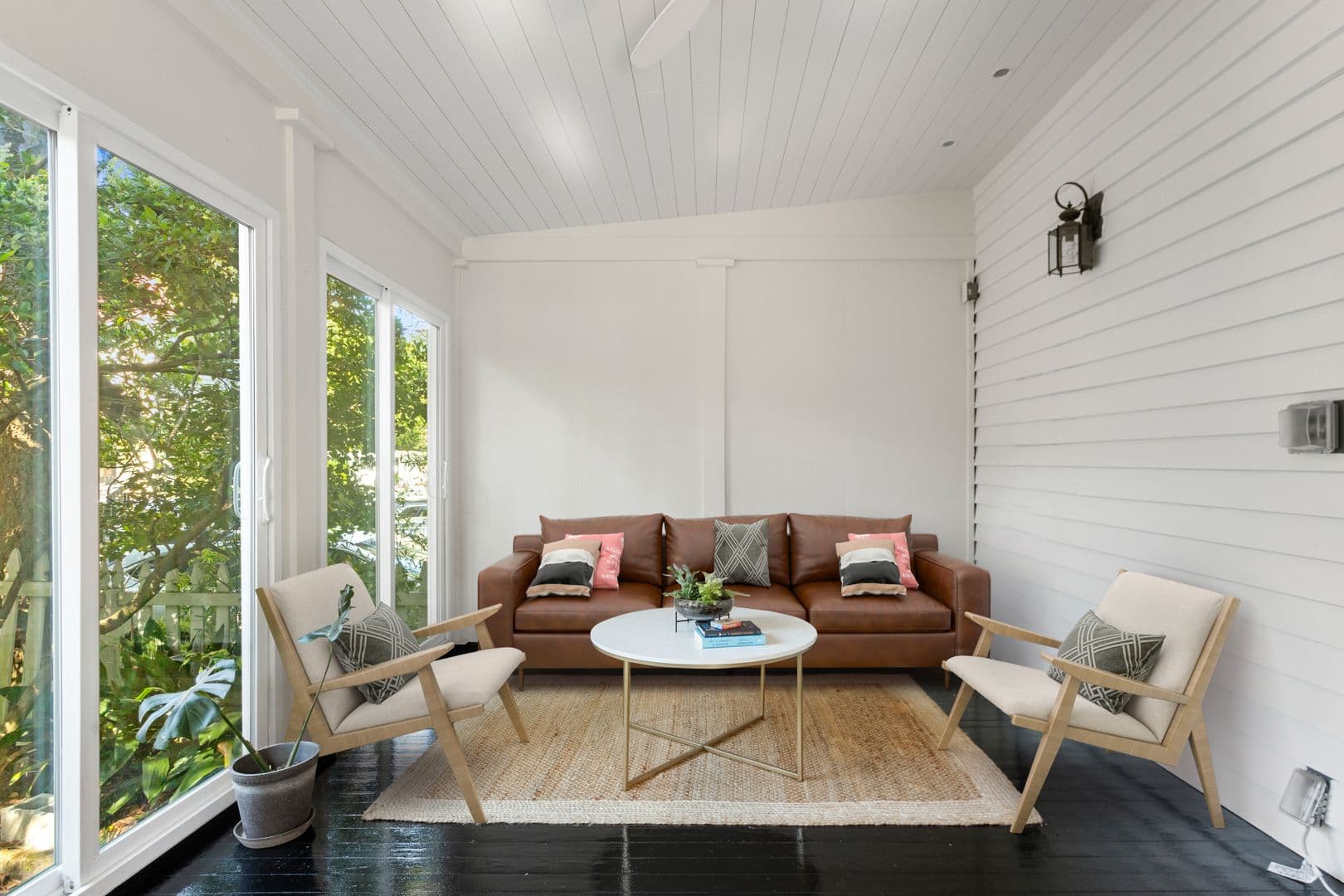 Charleston House: 80 Vanderhorst Street