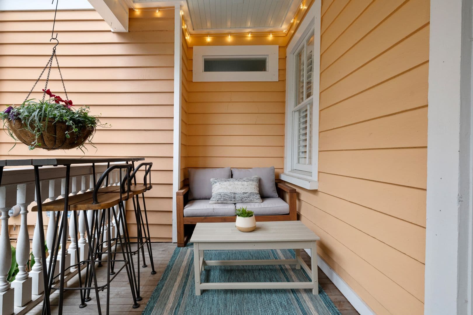 Charleston House: 234 Rutledge Avenue