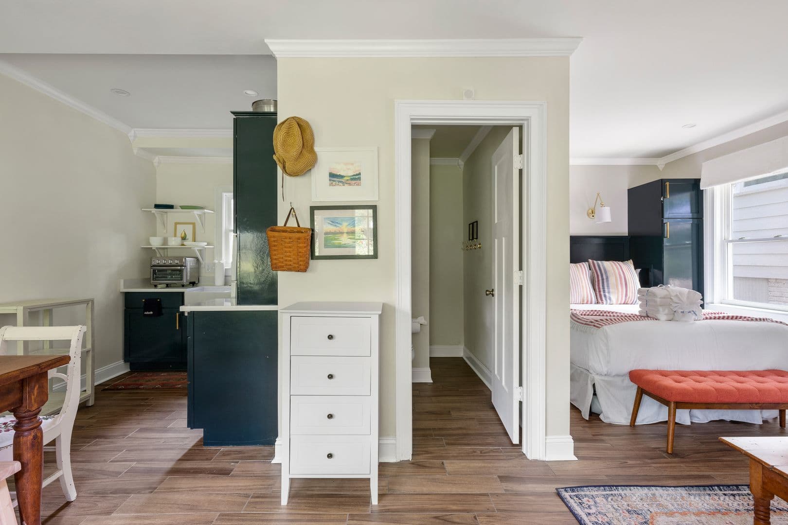 Charleston House: 134 Sans Souci Street