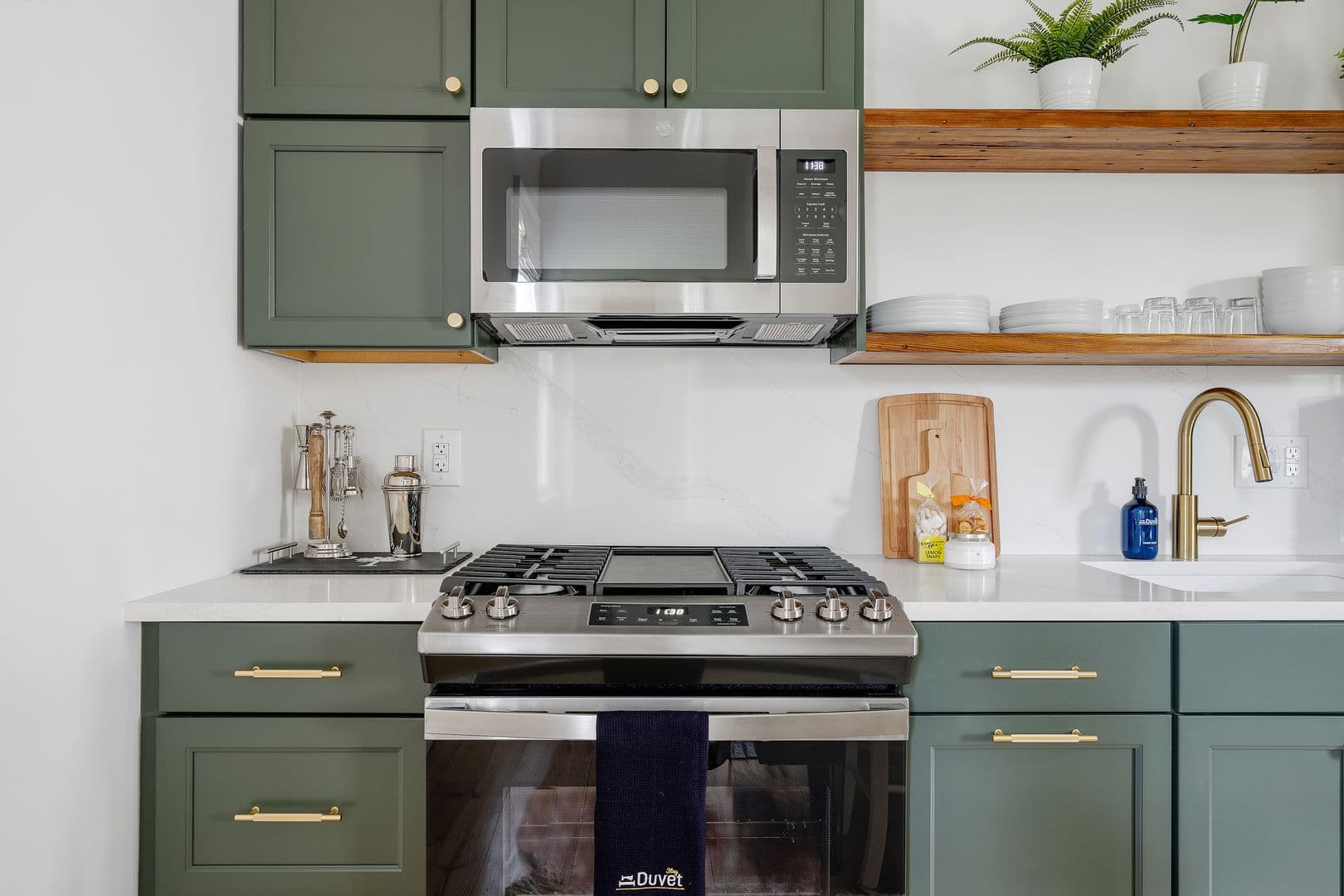 Charleston House: 744 Rutledge Avenue