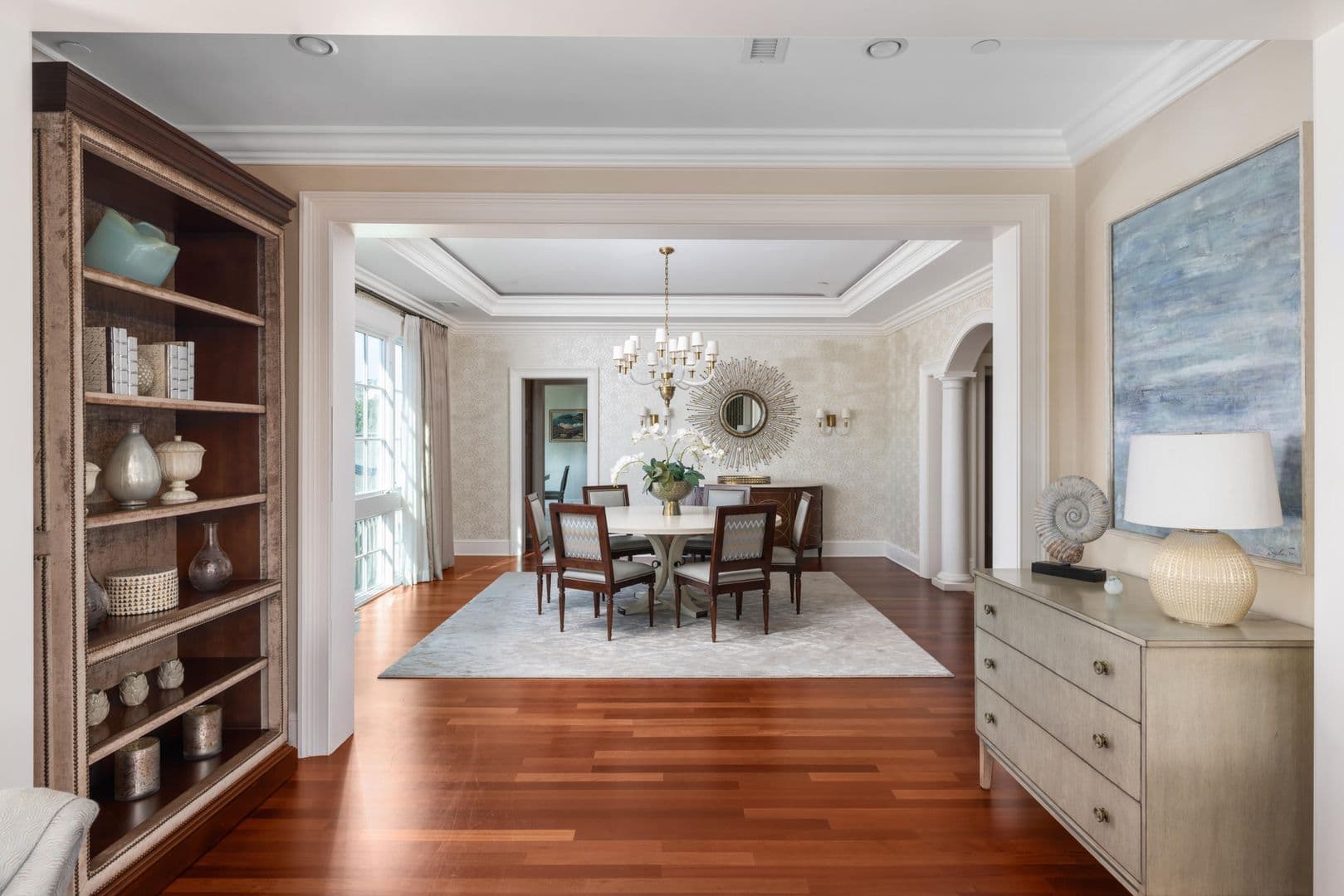 Charleston House: 5 Middle Atlantic Wharf
