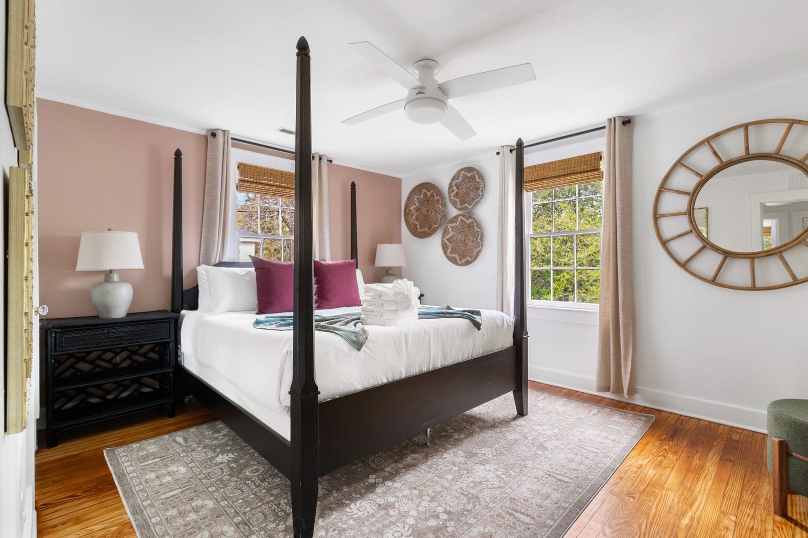 Charleston House: 20 Dunnemann Avenue