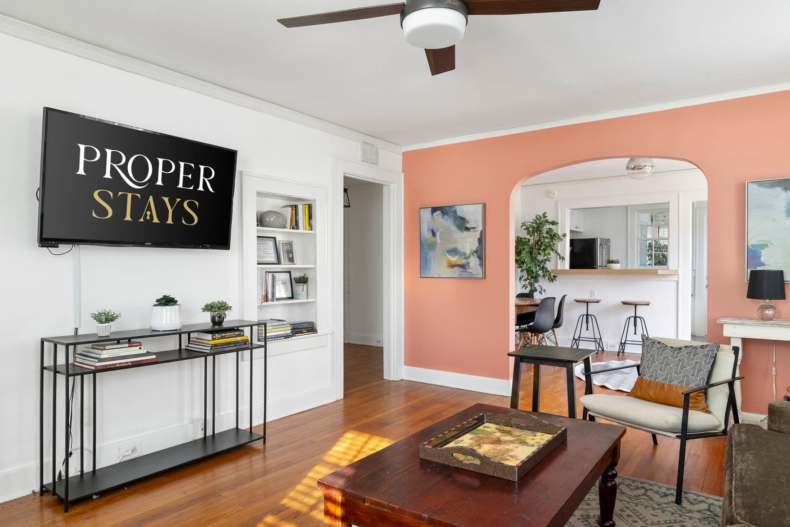 Charleston House: 20 Dunnemann Avenue