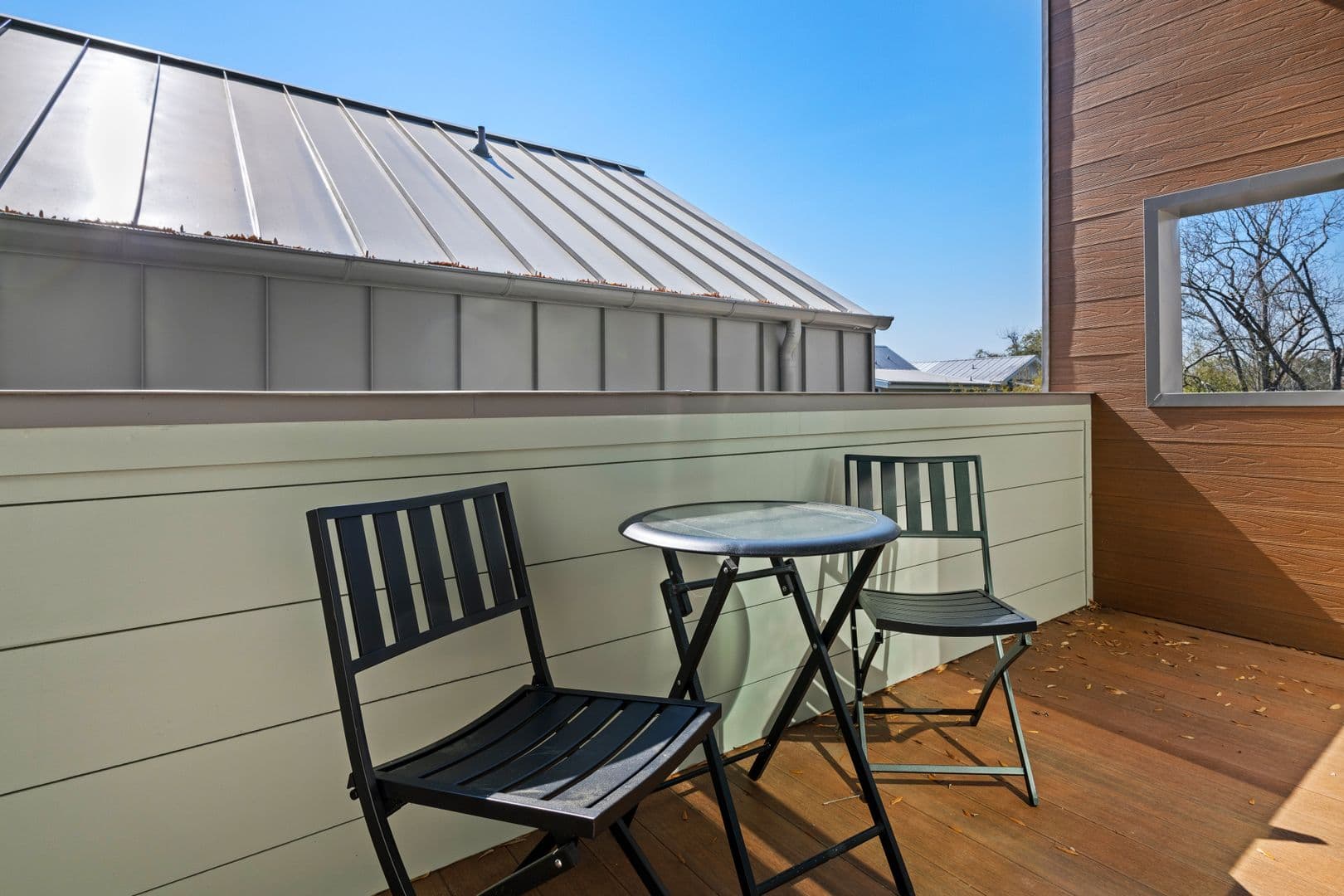 Mount Pleasant House: 208 Linnea Lane