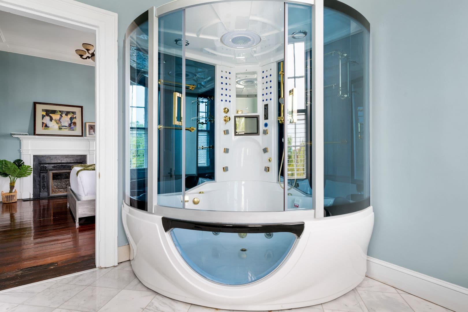 Charleston House: 96 Ashley Avenue