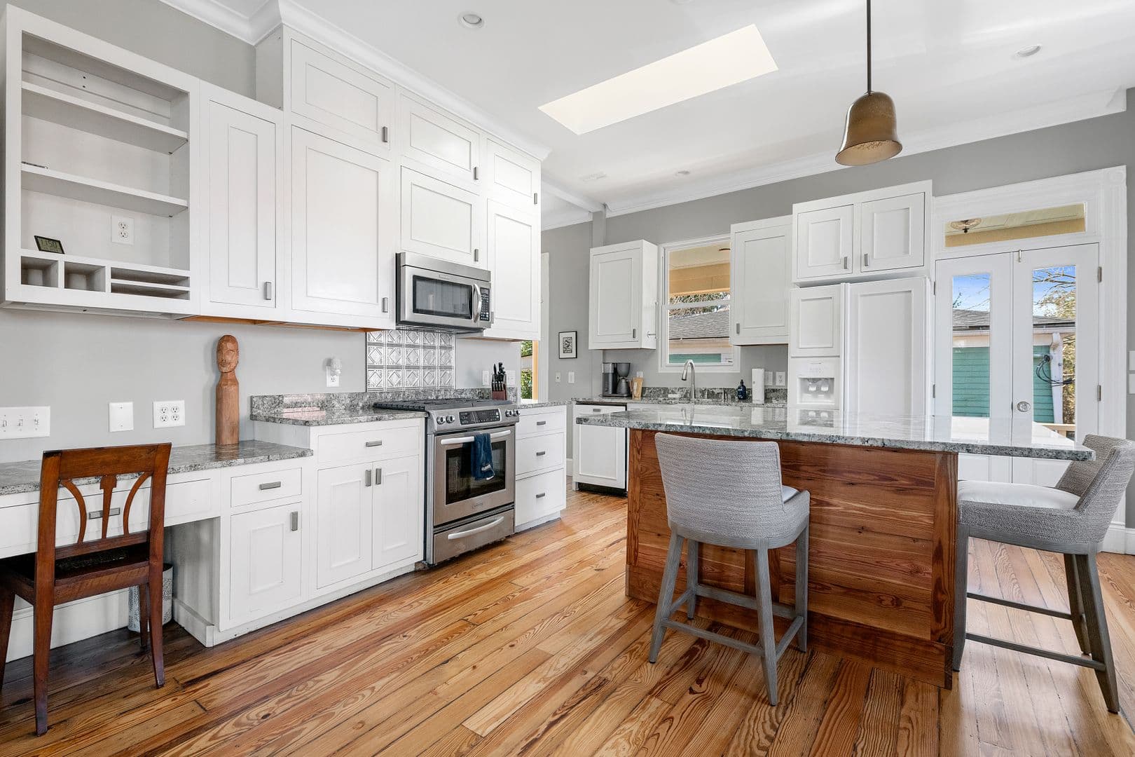 Charleston House: 703 King Street Unit B