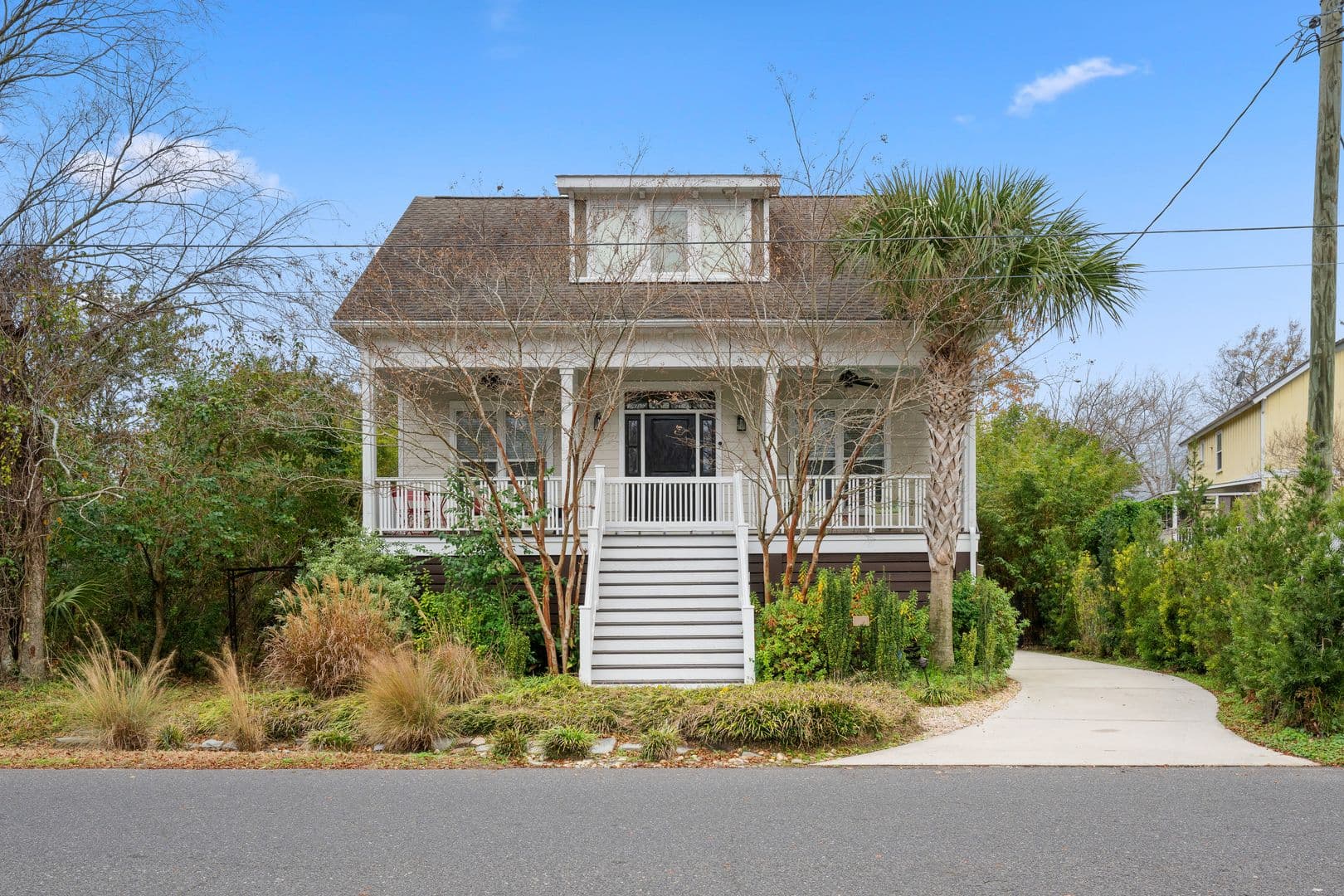 Charleston House: 1 Piedmont Ave.