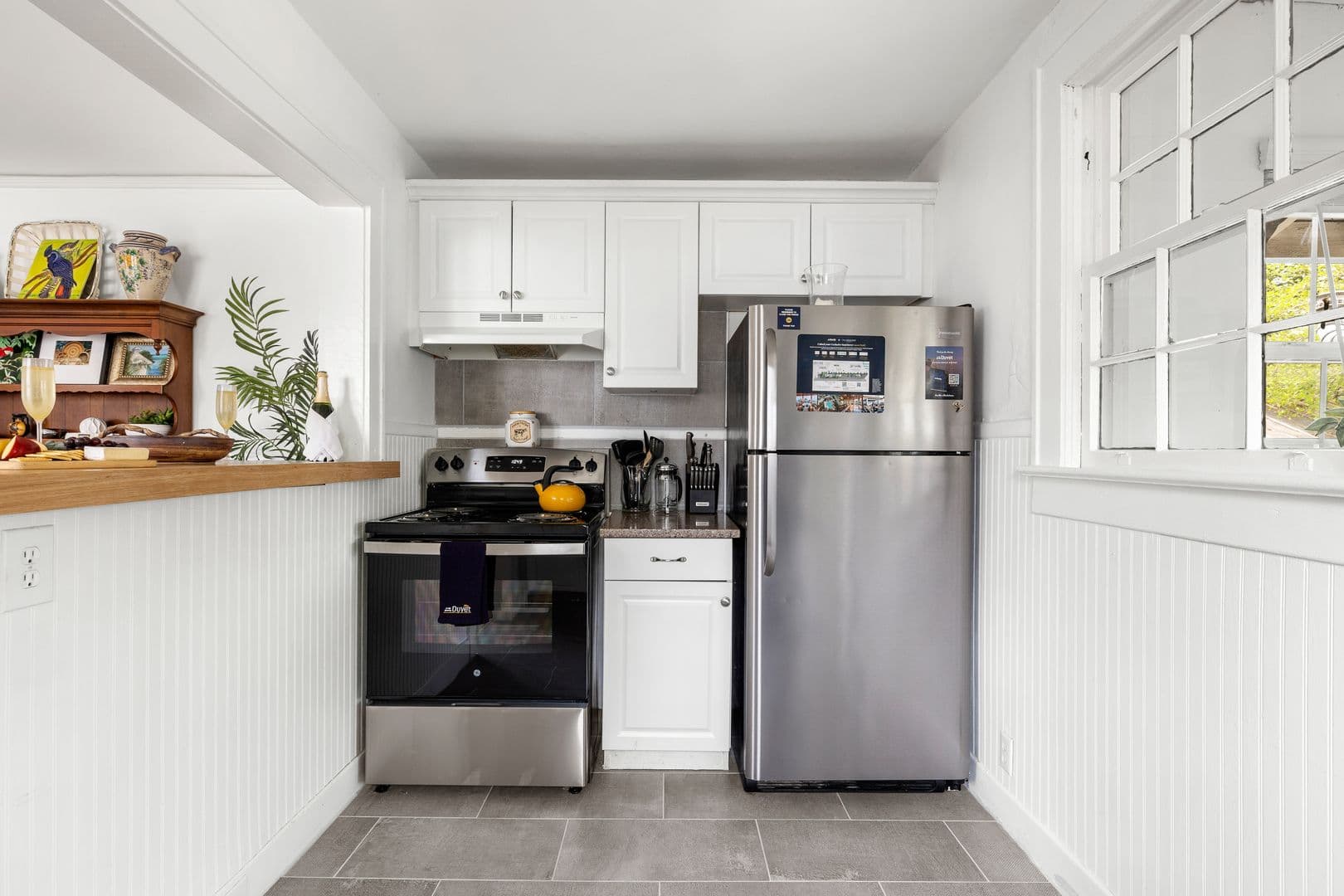 Charleston House: 20 Dunnemann Avenue