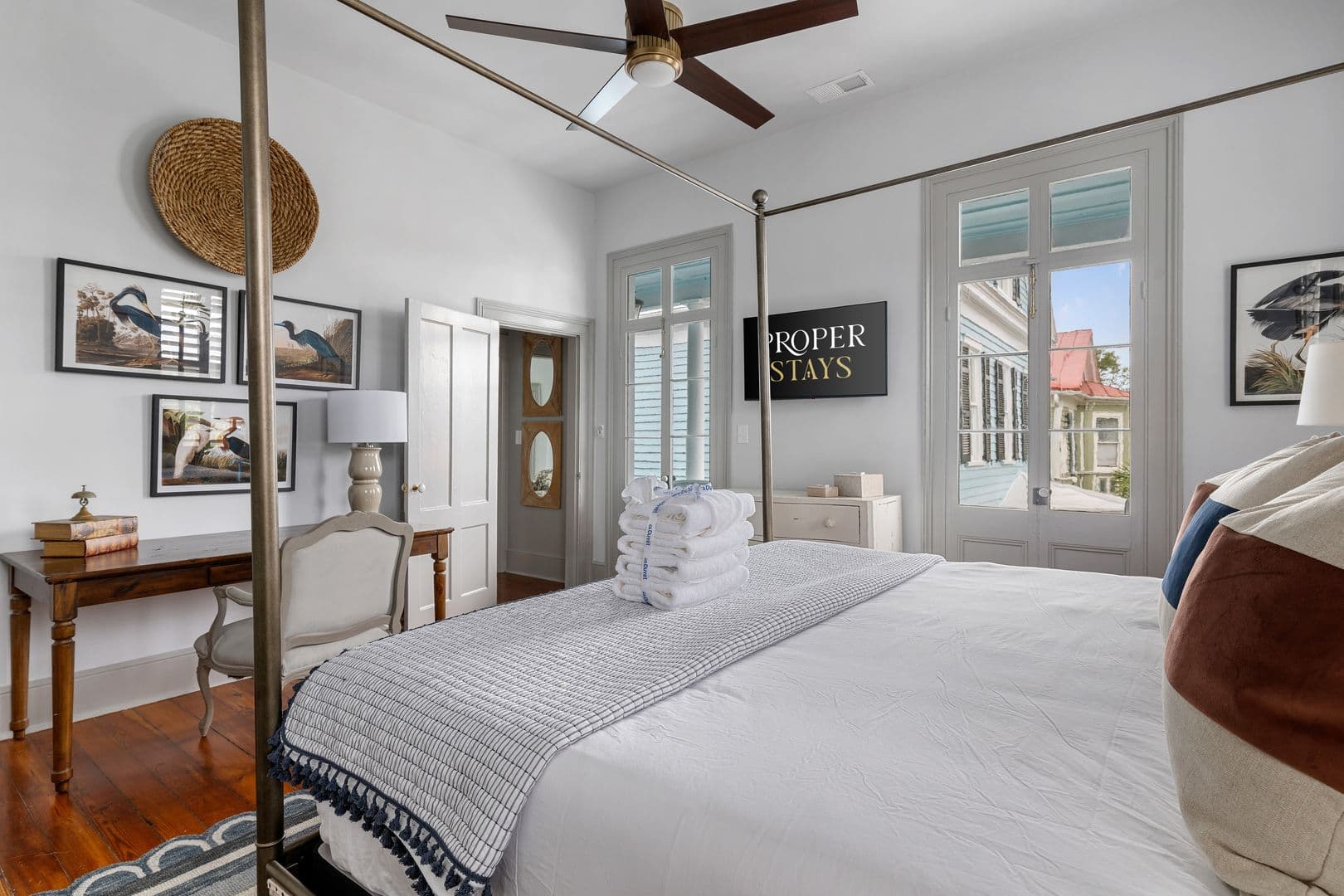Charleston House: 135 Broad Street
