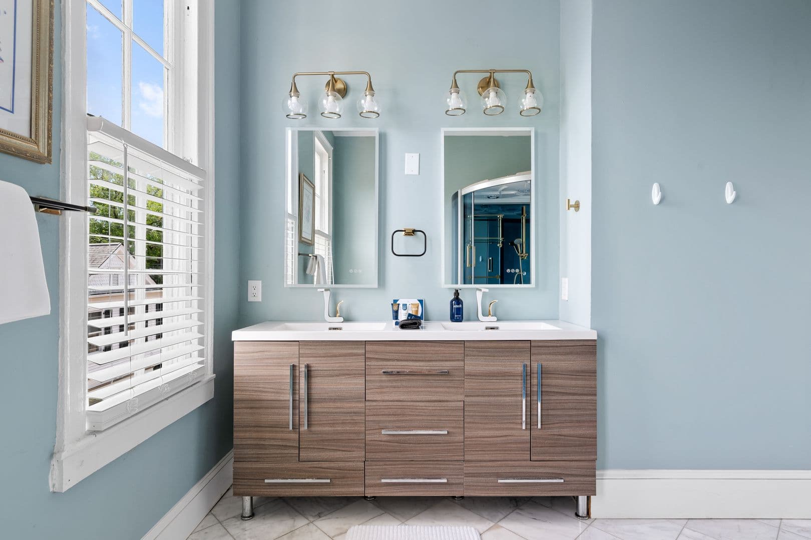 Charleston House: 96 Ashley Avenue