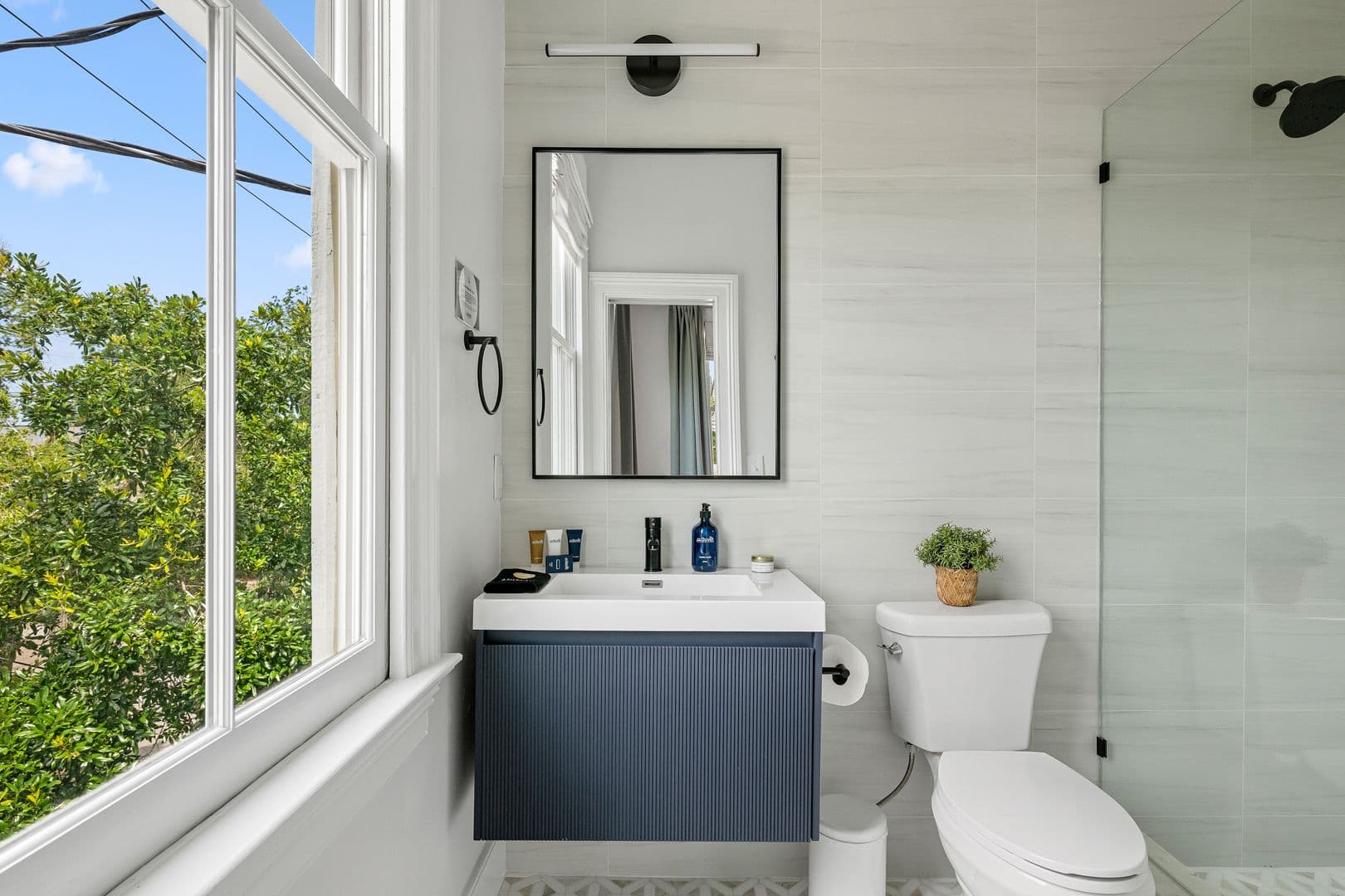 Charleston House: 744 Rutledge Avenue