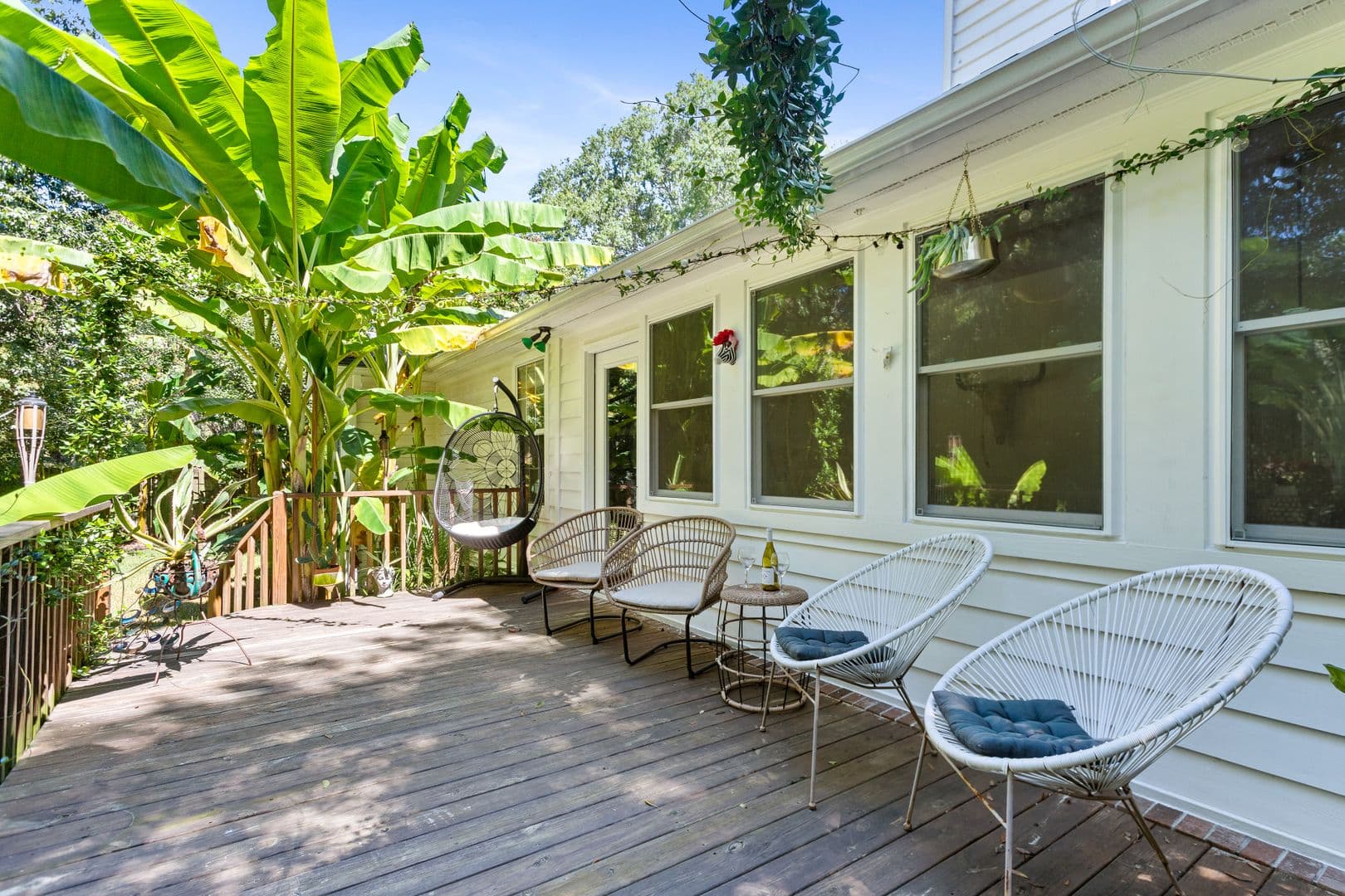 Charleston House: 1492 Kentwood Circle