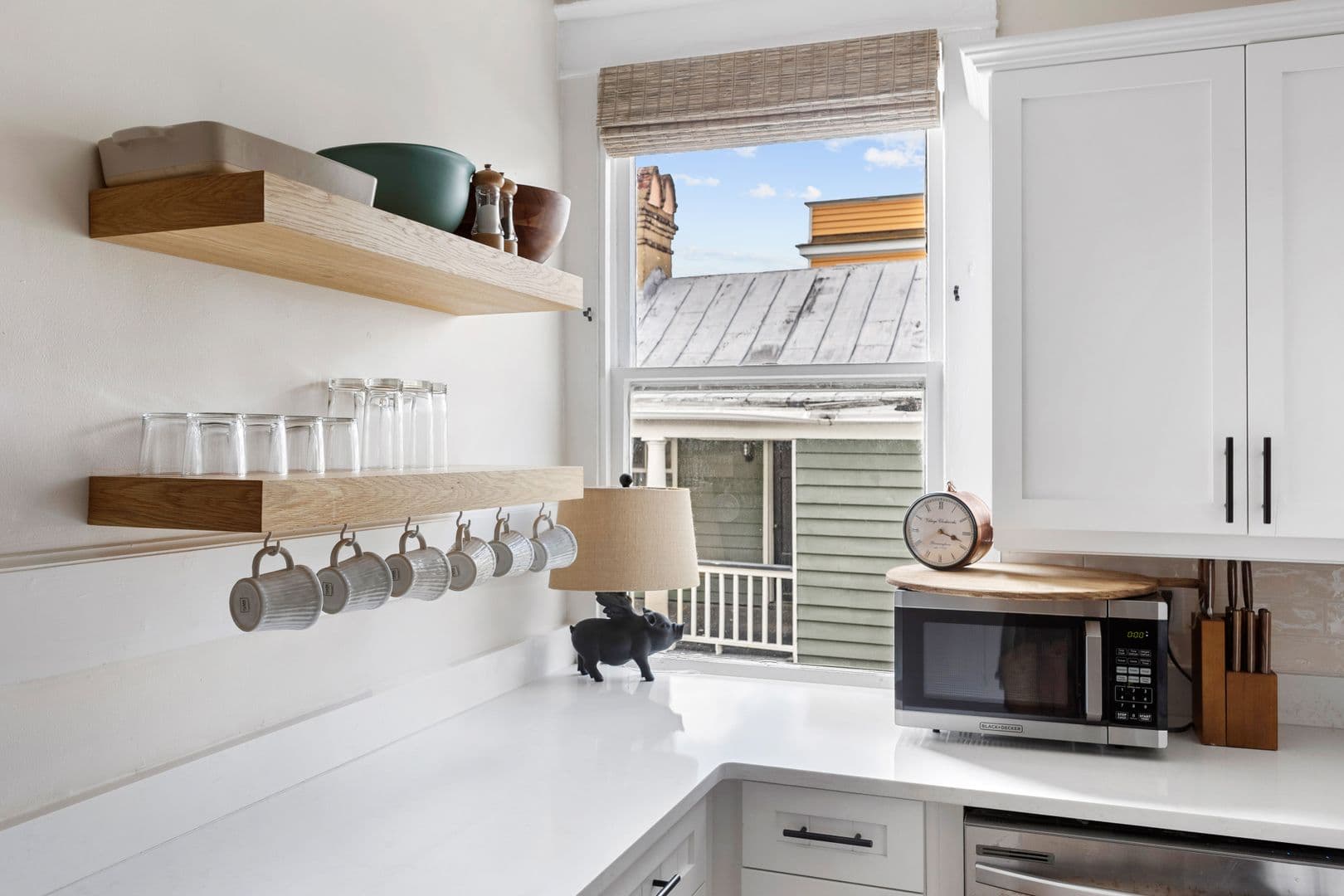 Charleston House: 230 Rutledge Ave