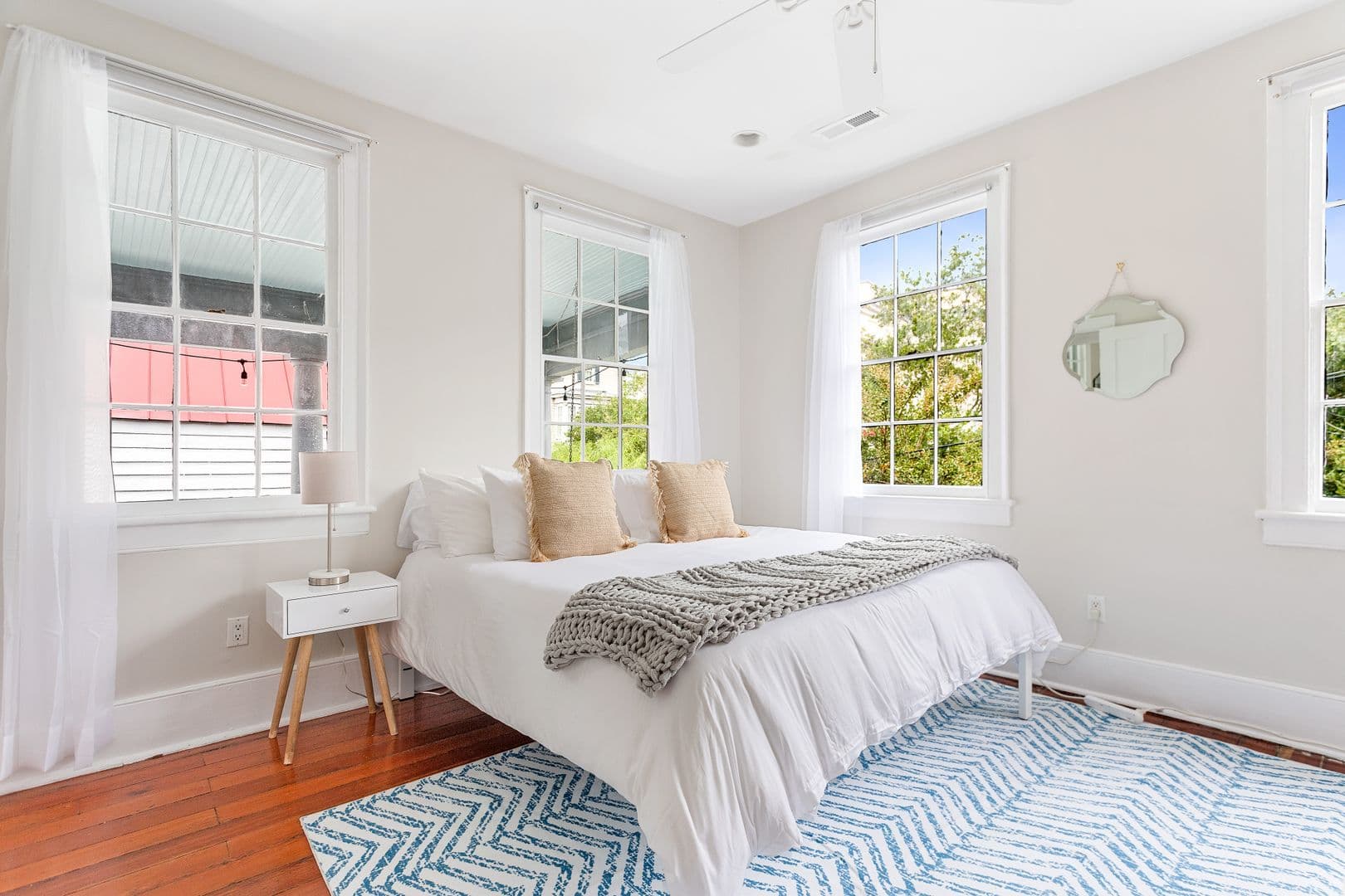 Charleston House: 11 Marion Street