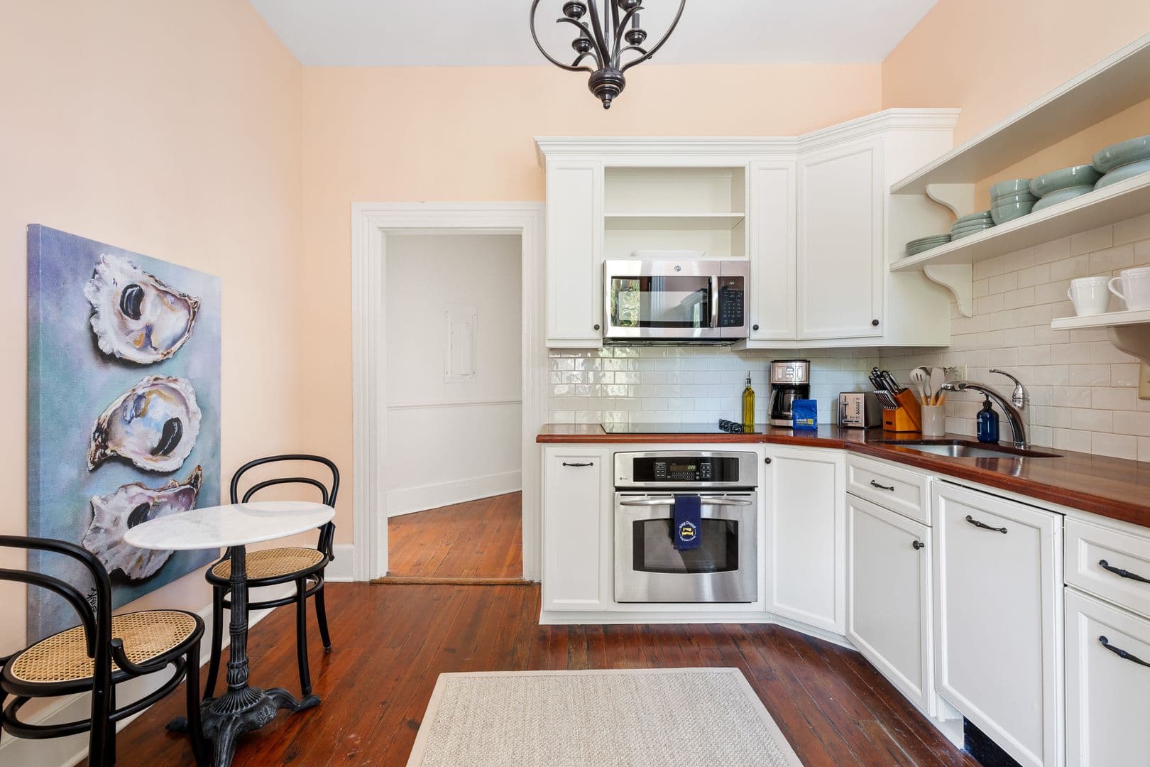 Charleston House: 33 Society Street