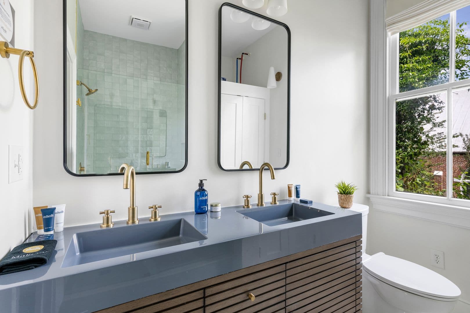 Charleston House: 744 Rutledge Avenue