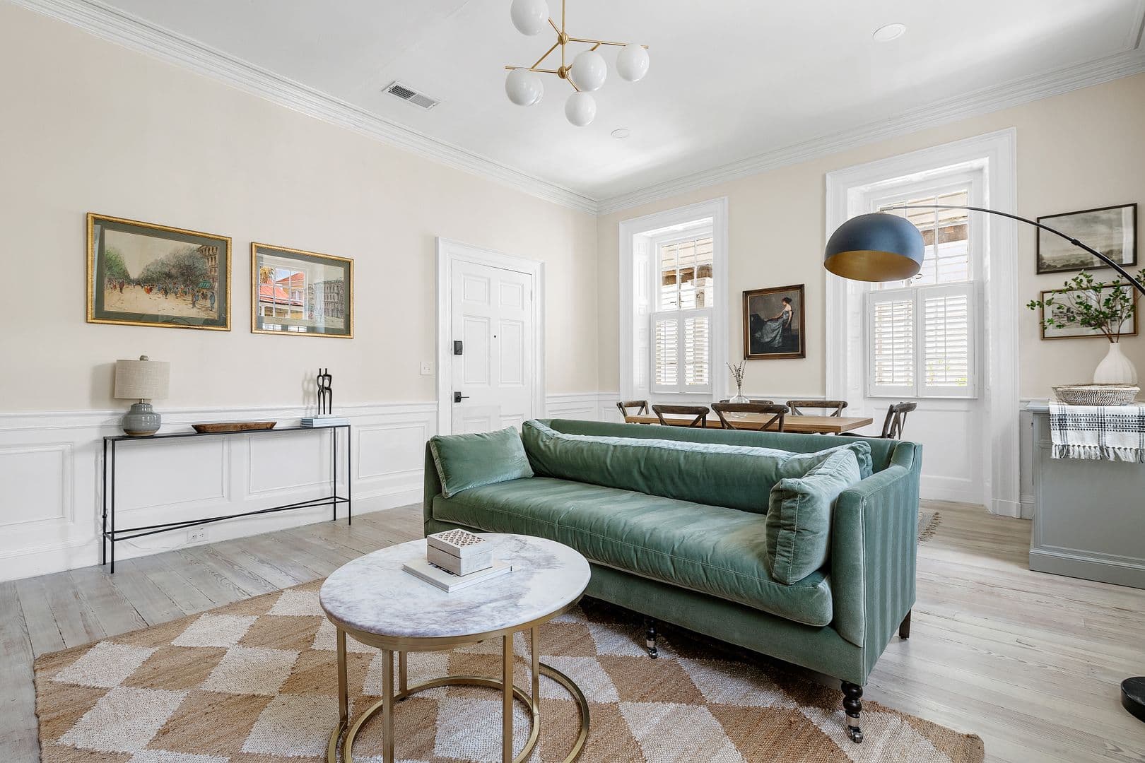 Charleston House: 65 Vanderhorst Street