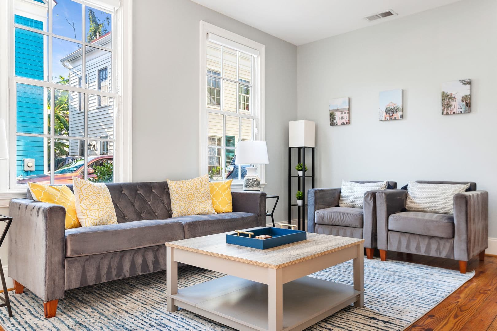 Charleston House: 9 Bogard Street