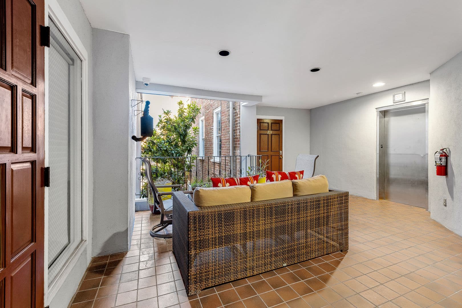 Charleston House: 182 East Bay Street  Unit 202