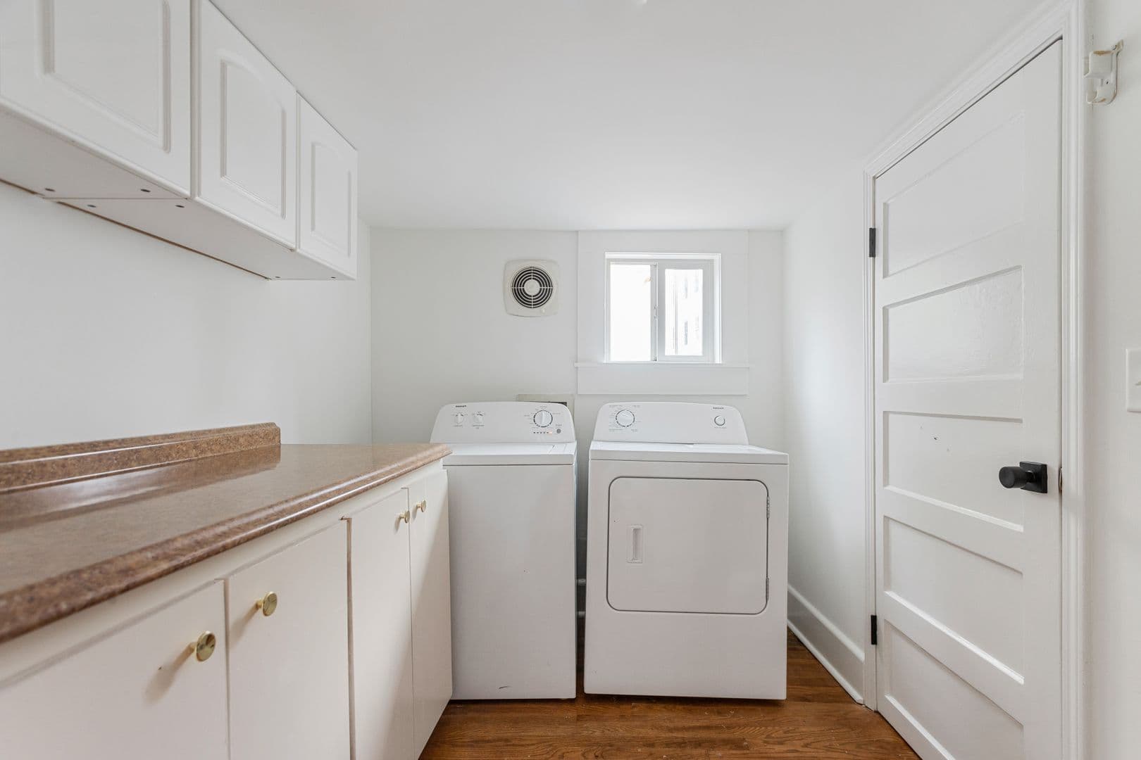Charleston House: 234 Ashley Avenue, A