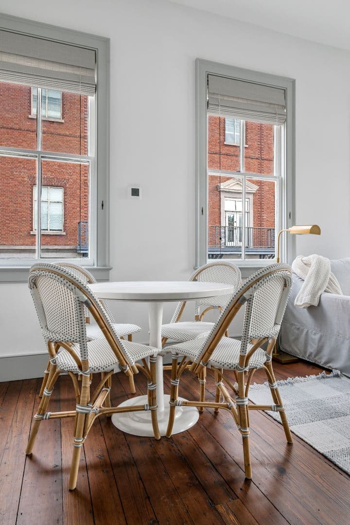 Charleston House: 123 King Street