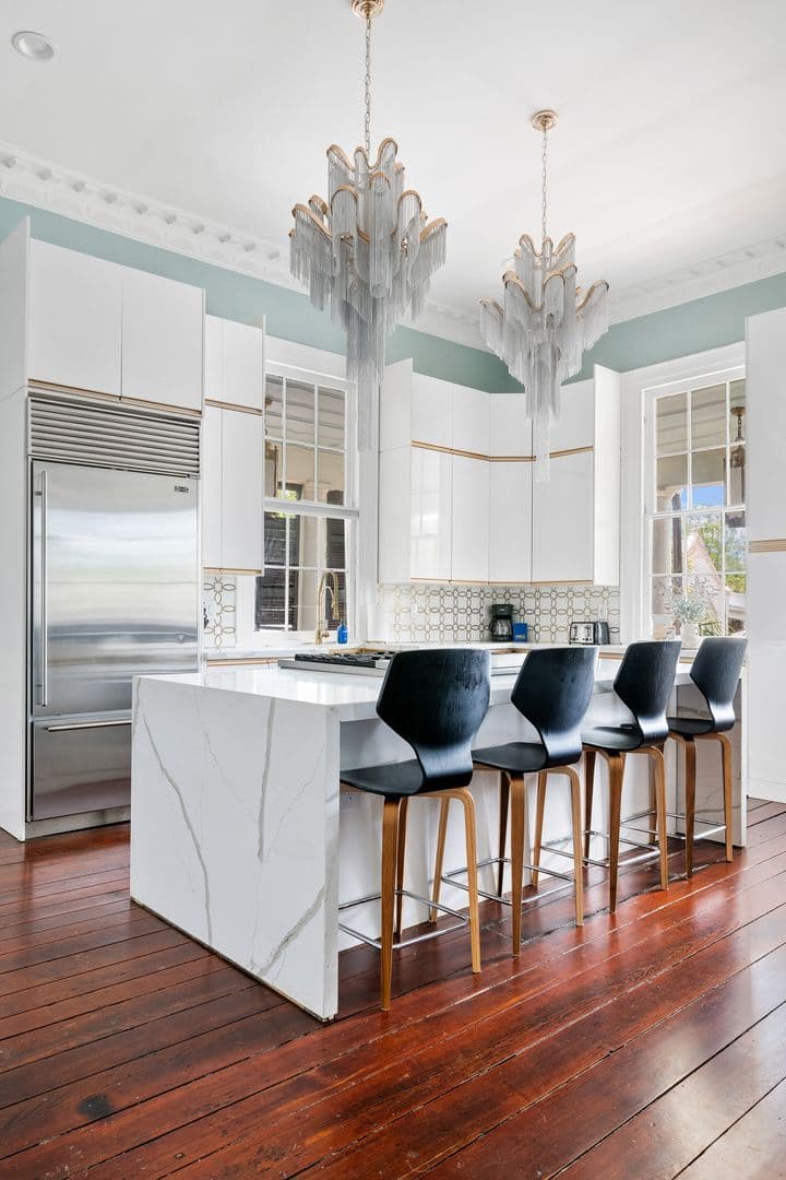 Charleston House: 96 Ashley Avenue