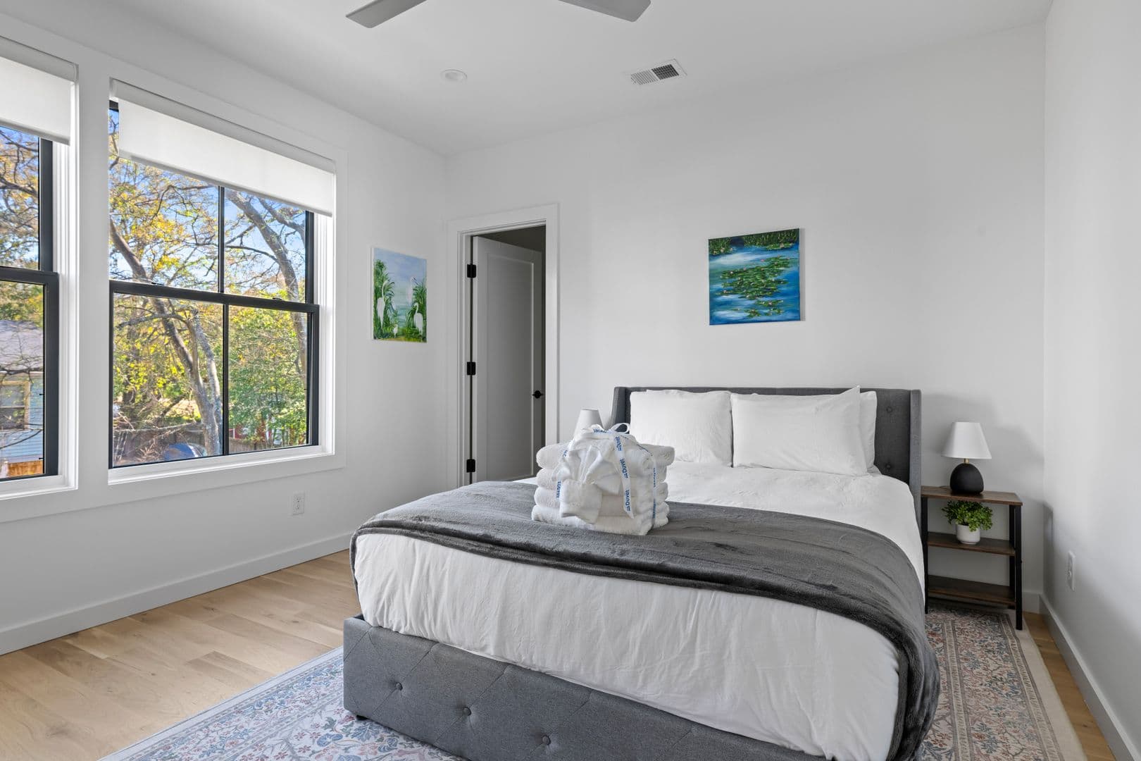 Mount Pleasant House: 208 Linnea Lane