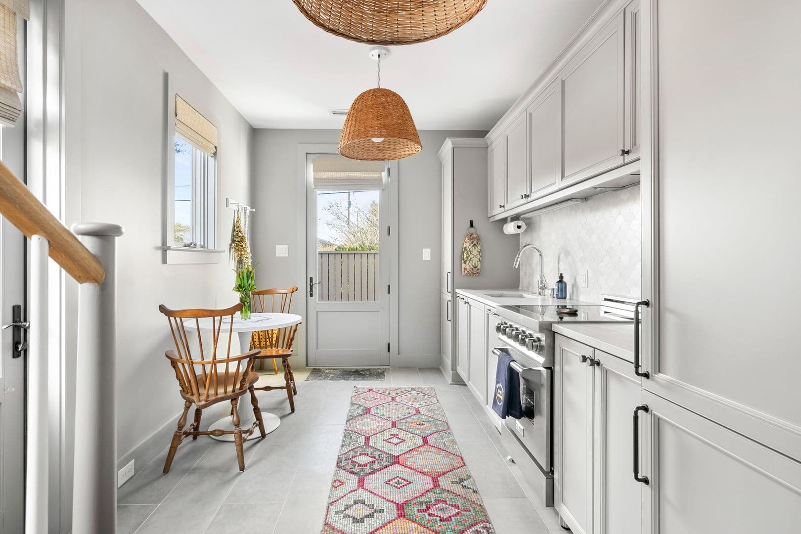 Charleston House: 36 10th Avenue