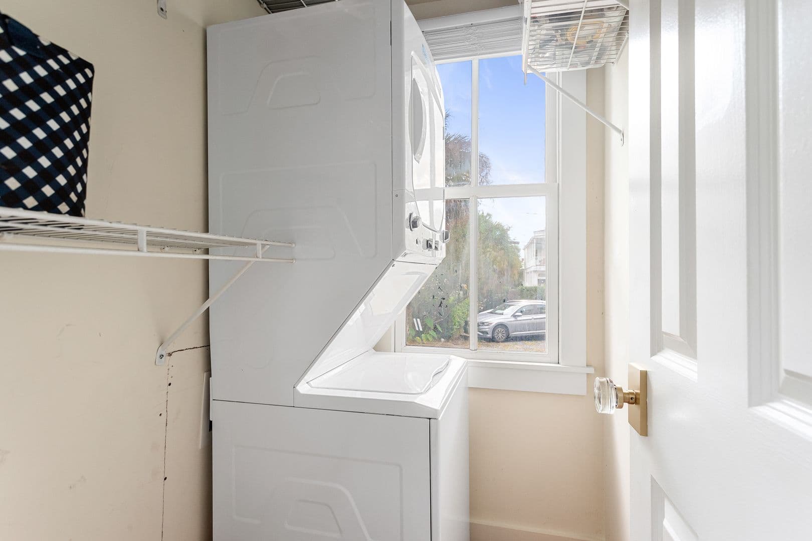 Charleston House: 4 Ashe St. Unit D