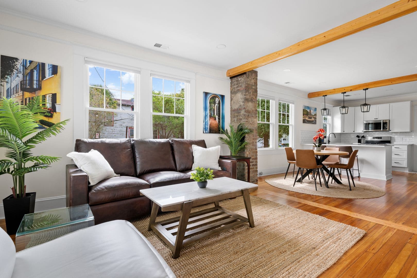 Charleston House: 1133 King Street