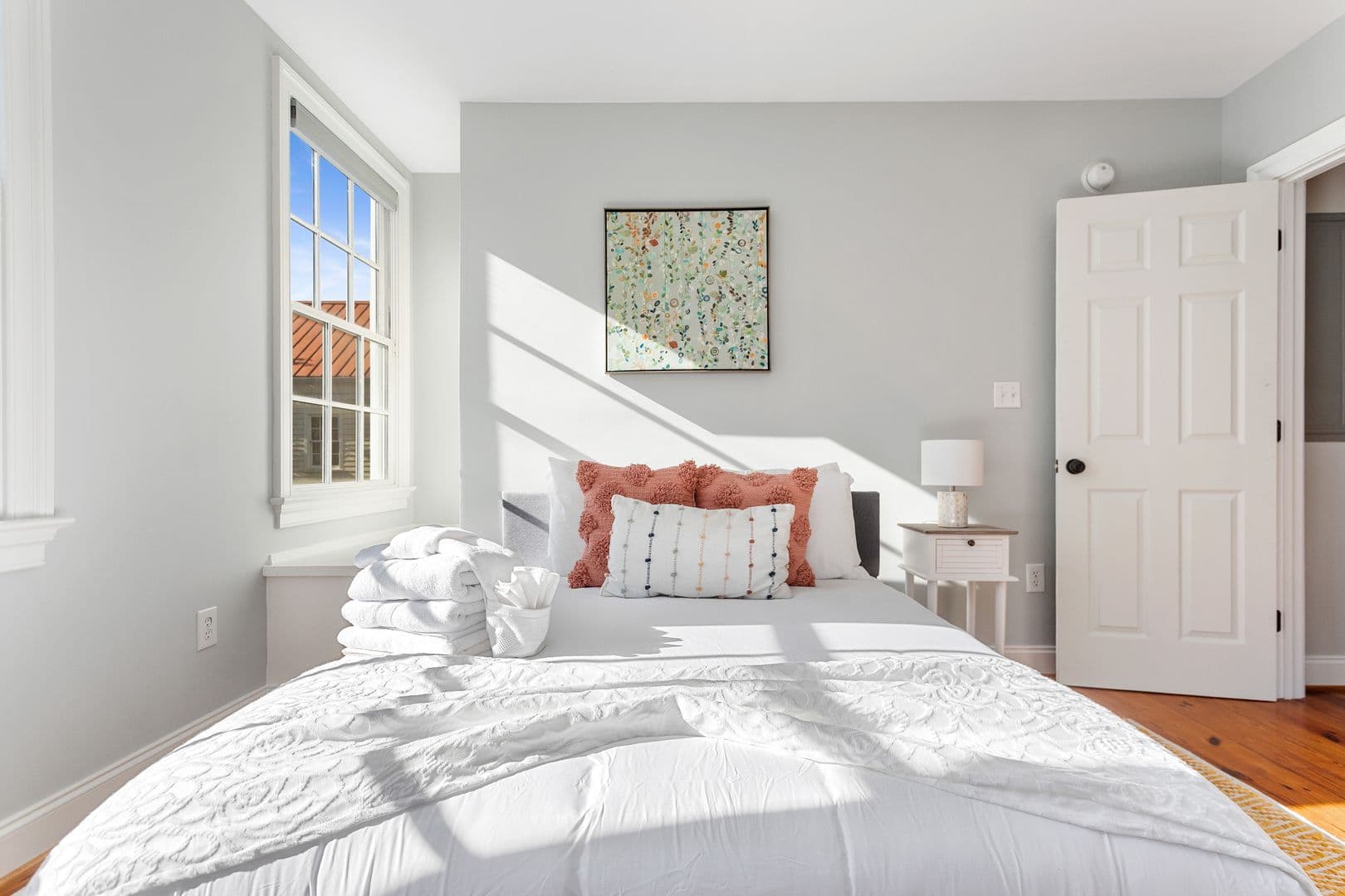 Charleston House: 9 Bogard Street