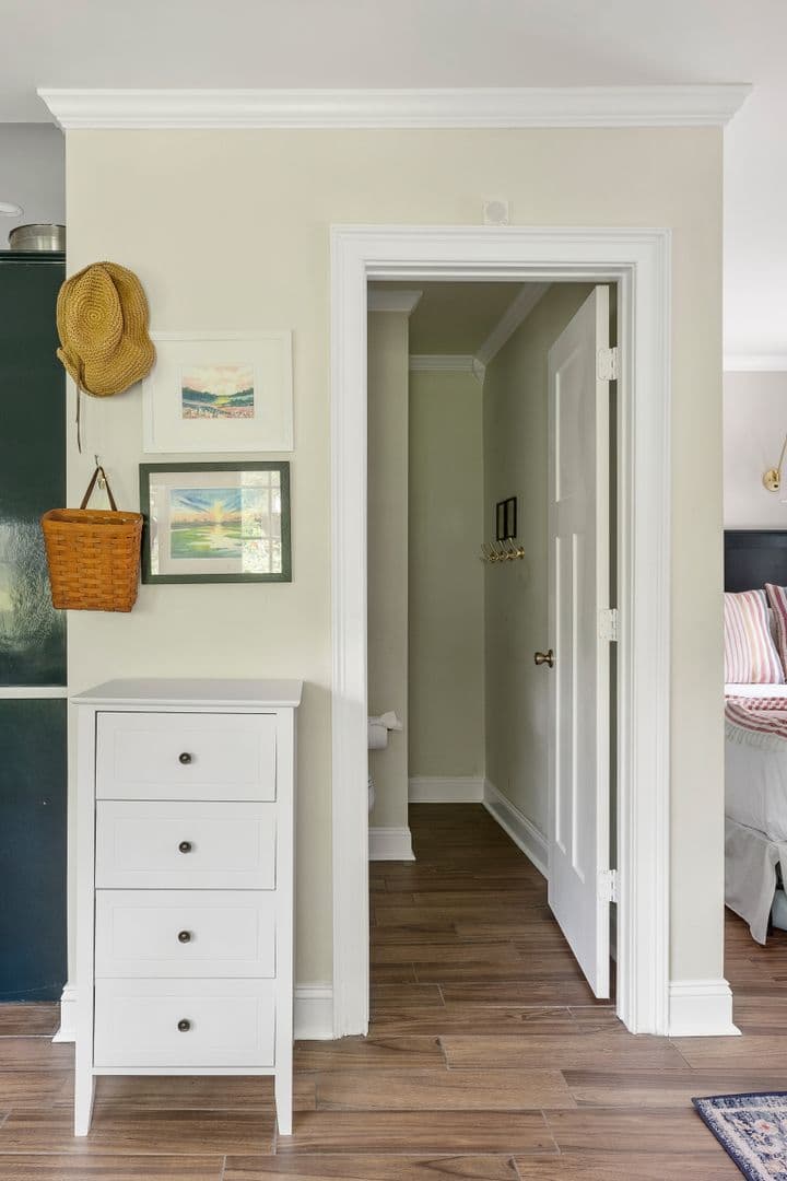 Charleston House: 134 Sans Souci Street