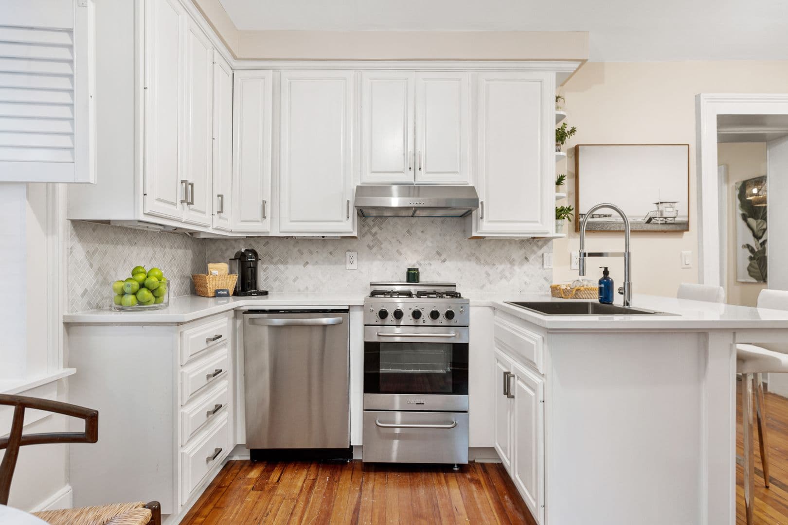 Charleston House: 28 Chapel Street, Suite 2
