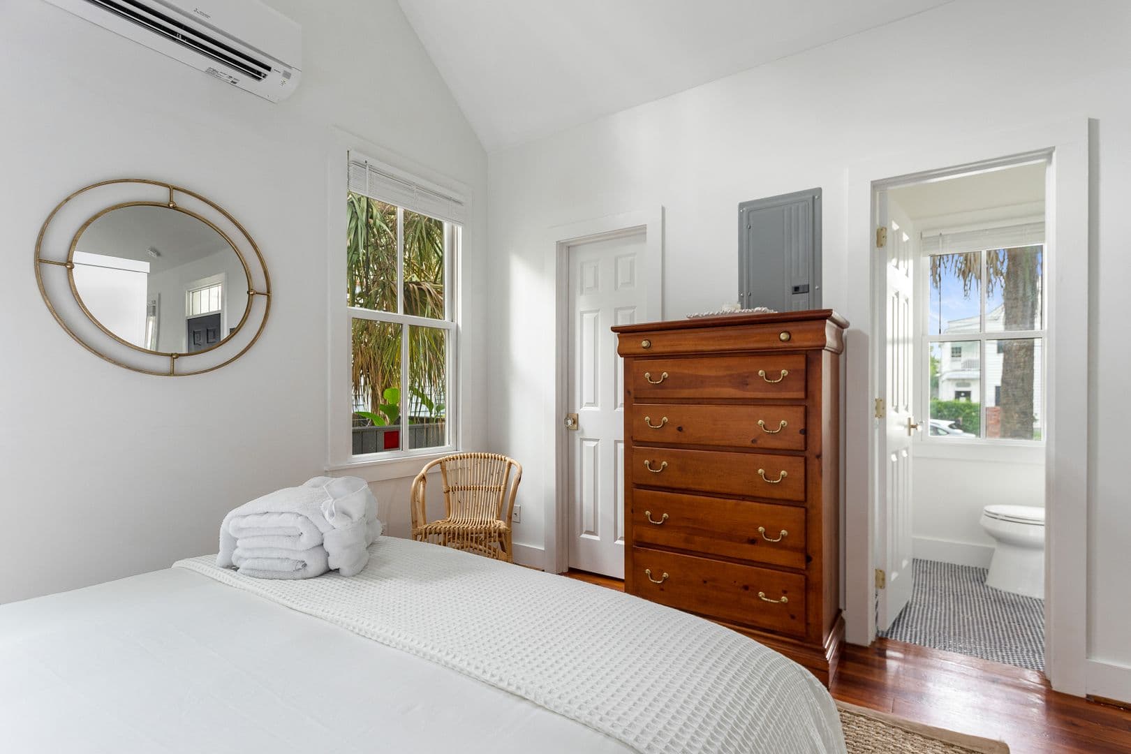 Charleston House: 4 Ashe St. Unit D