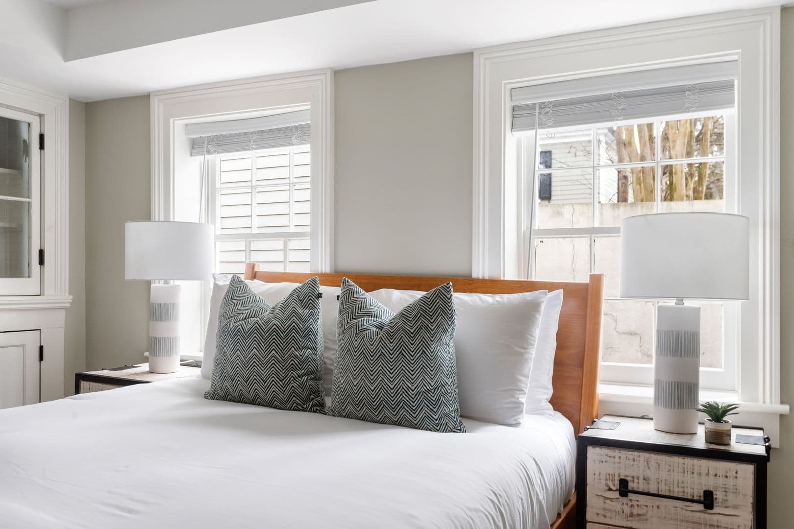 Charleston House: 234 Ashley Avenue, A