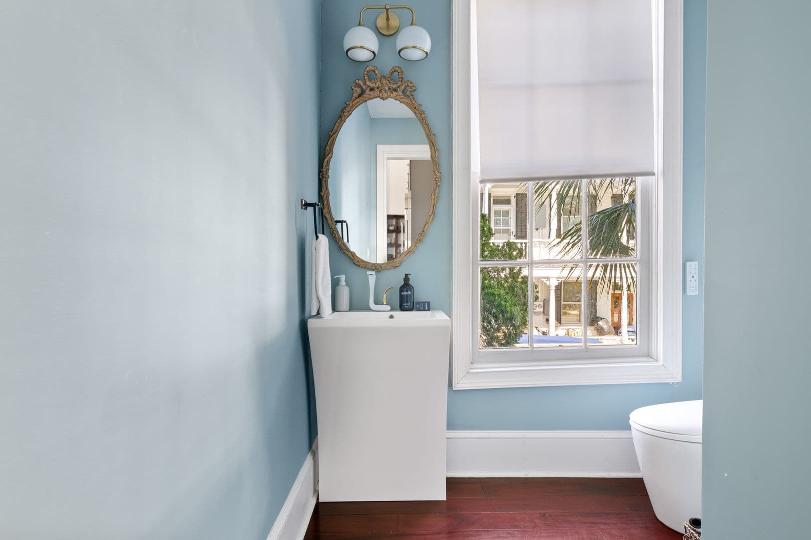 Charleston House: 96 Ashley Avenue