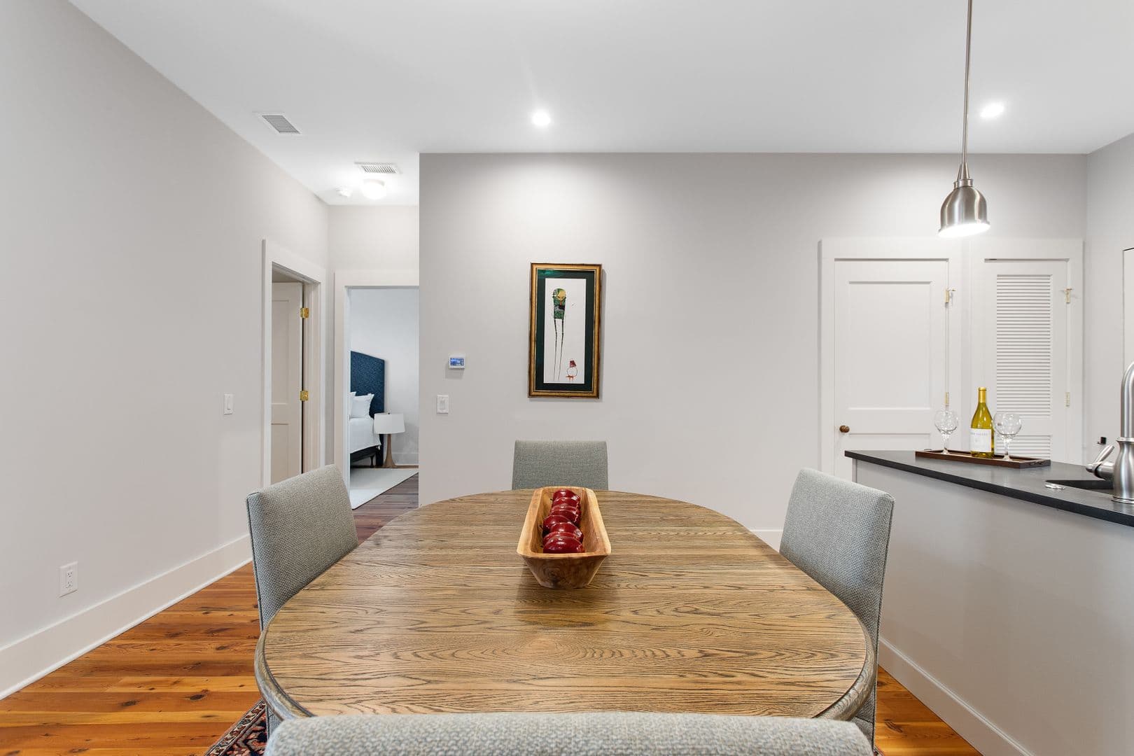 Charleston House: 62 Queen Street