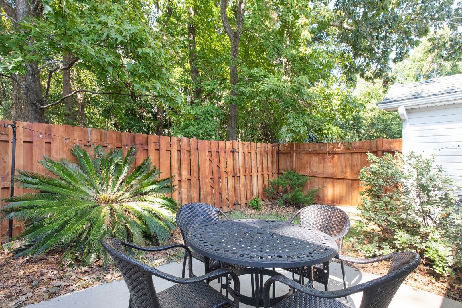 James Island House: 1361 Pinnacle Lane