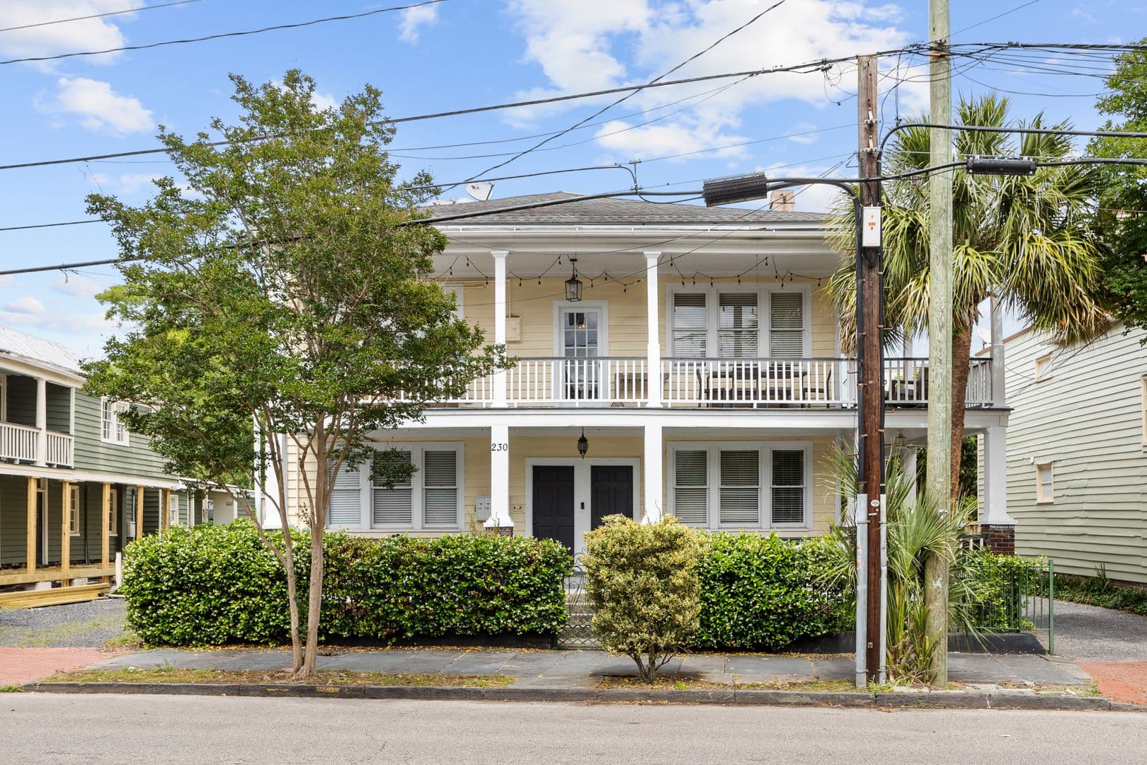 Charleston House: 230 Rutledge Ave