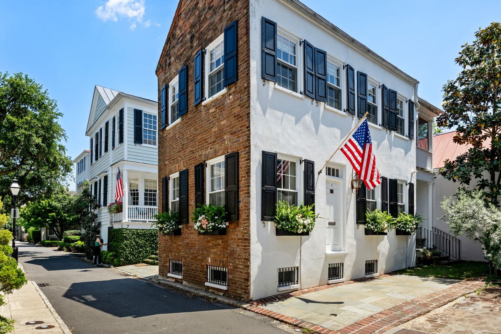 Charleston House: 9 Lamboll Street
