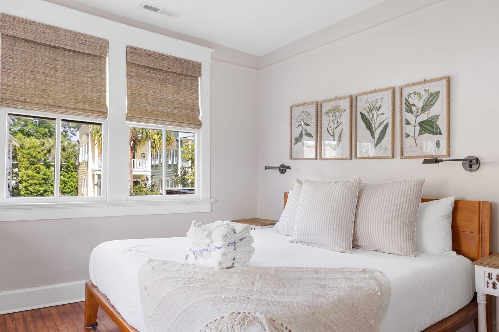 Charleston House: 230 Rutledge Ave
