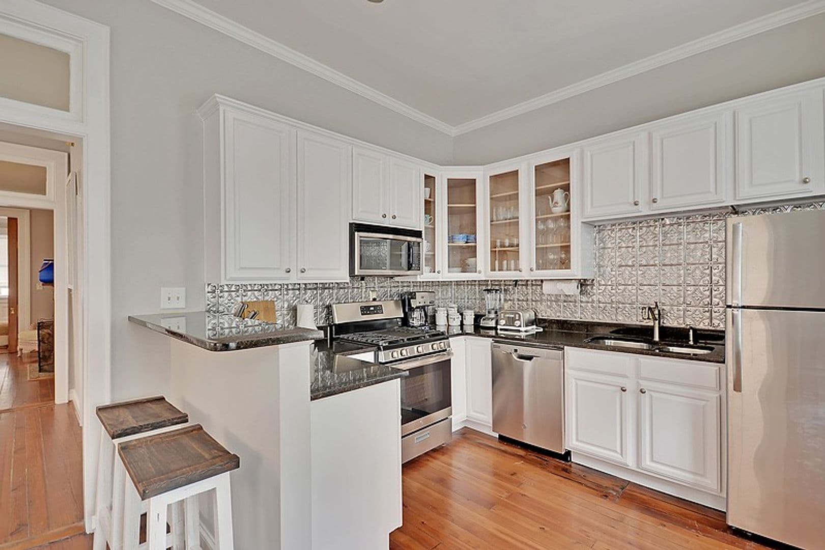 Charleston House: 236 Rutledge Avenue