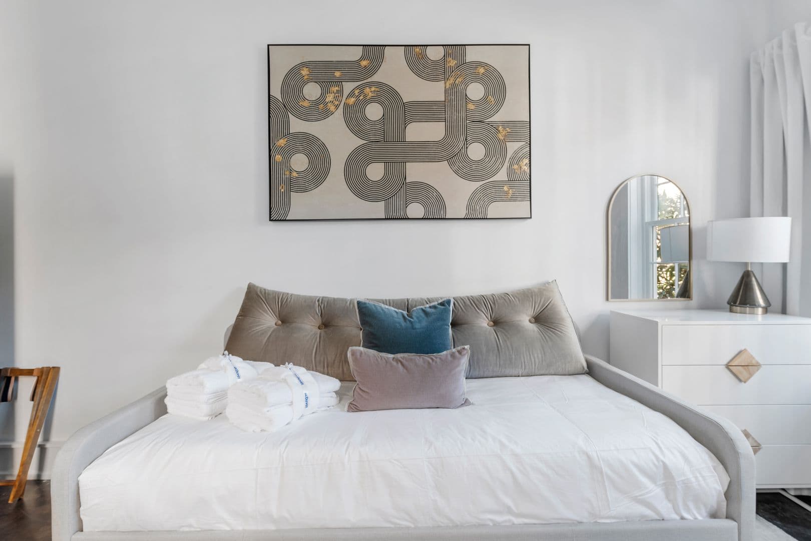 Charleston House: 182 East Bay Street  Unit 202