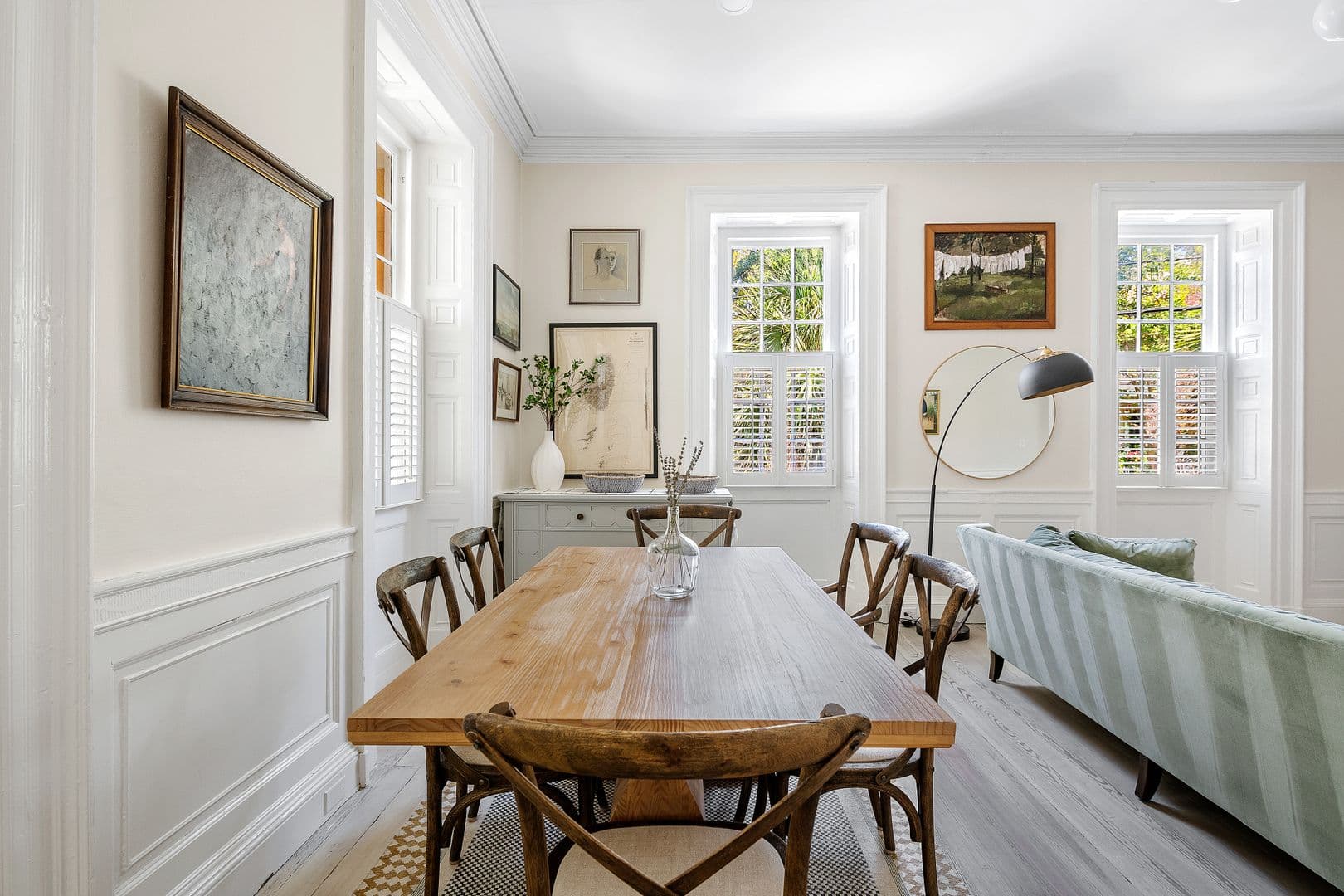 Charleston House: 65 Vanderhorst Street