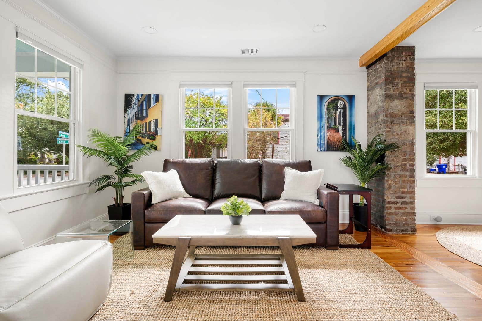 Charleston House: 1133 King Street