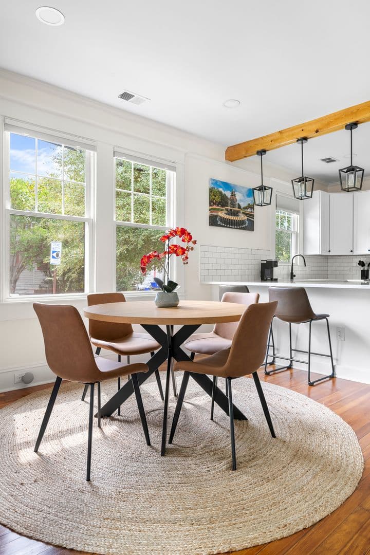 Charleston House: 1133 King Street