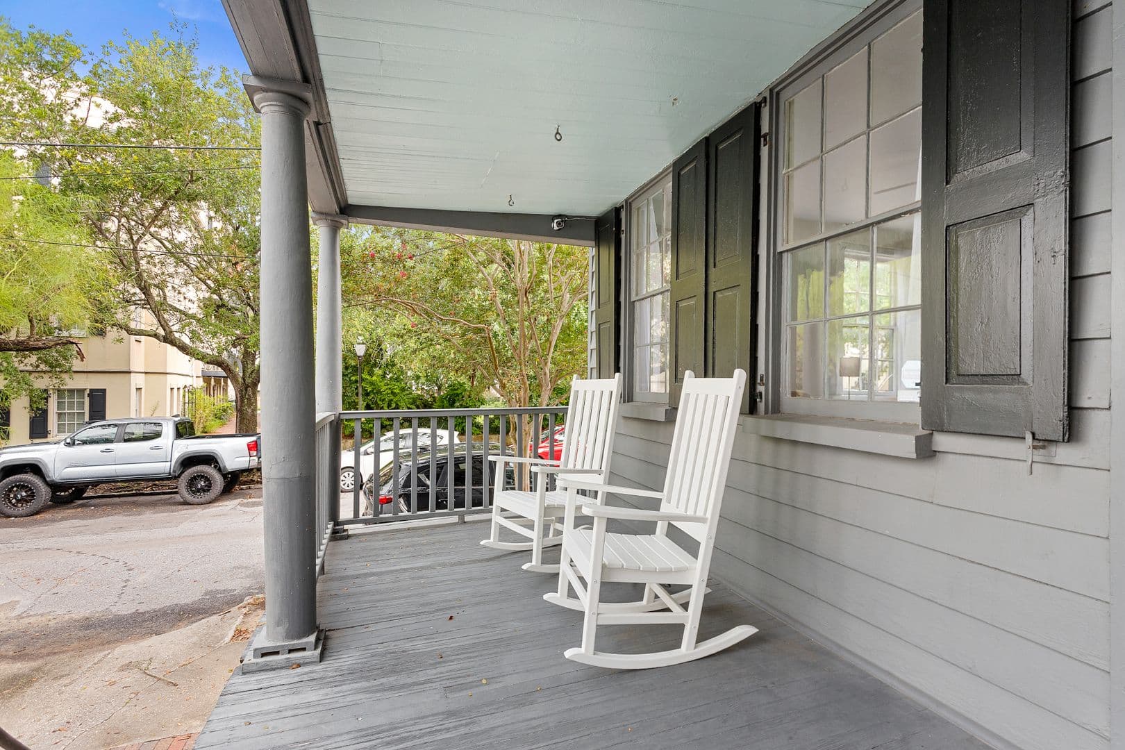 Charleston House: 11 Marion Street