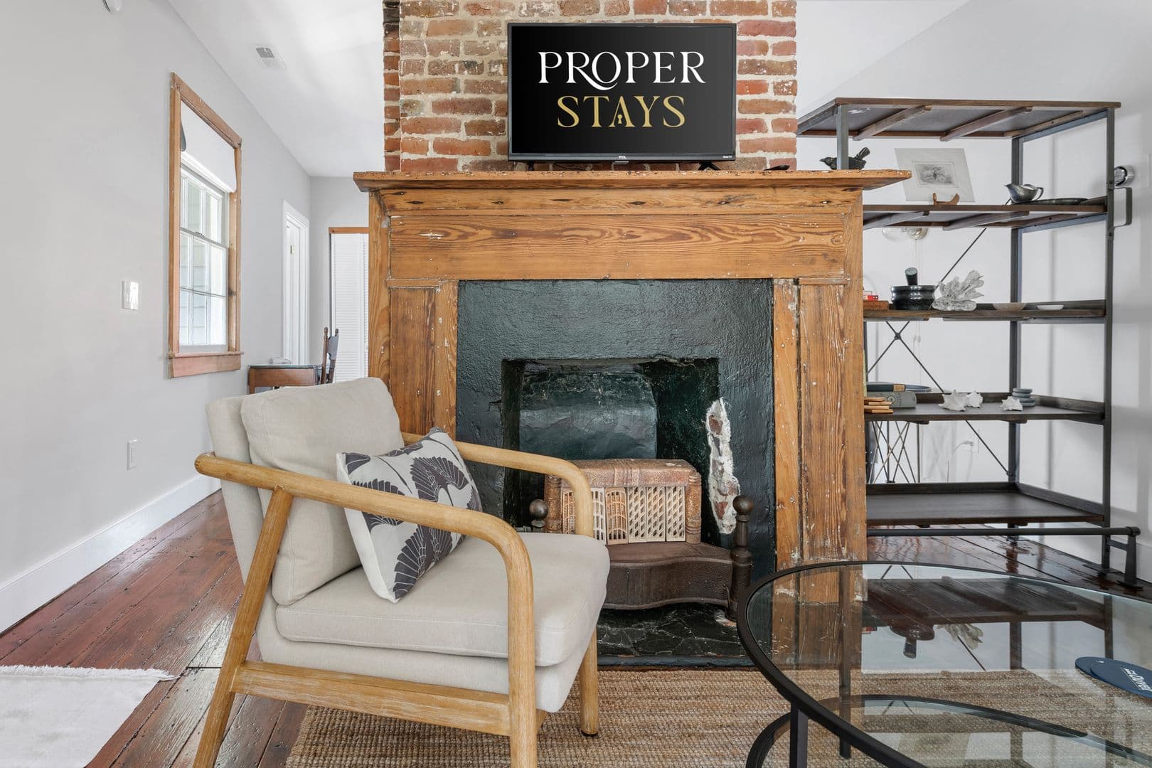 Charleston House: 18 Bogard Street