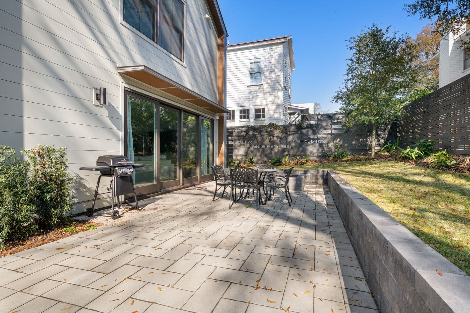 Mount Pleasant House: 208 Linnea Lane
