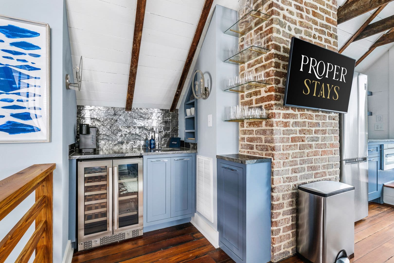 Charleston House: 135 Broad Street